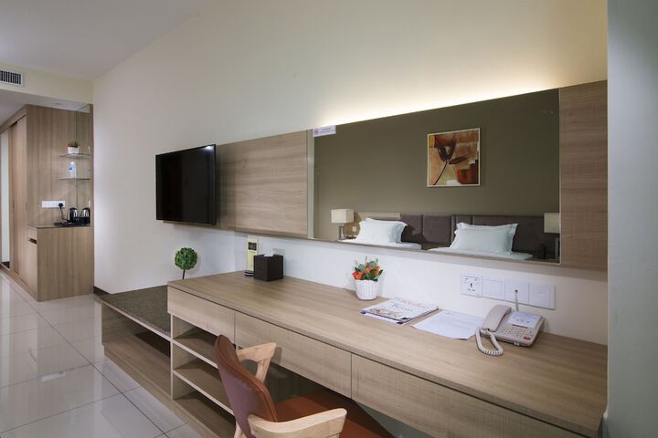 In-room business center