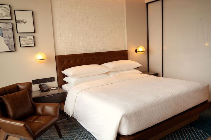 Room 7 of 24