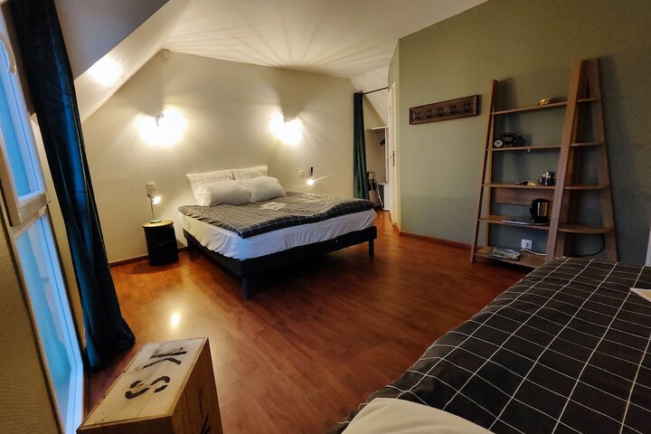 Room 9 of 64