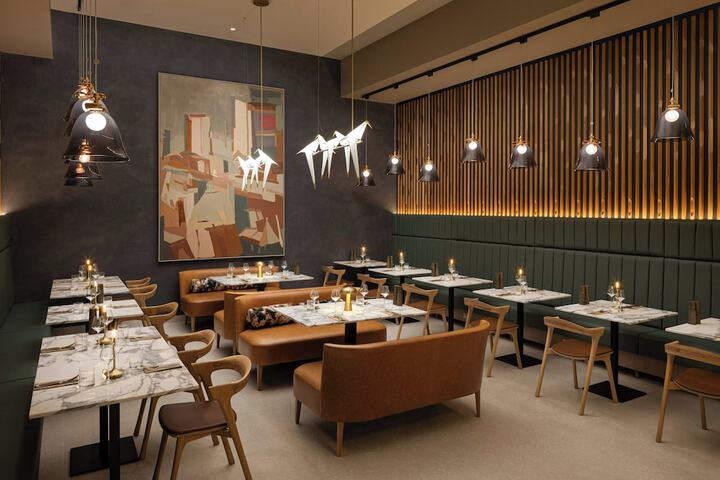 Dining 82 of 126