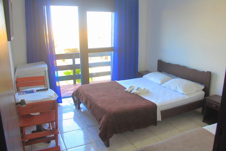 Room 16 of 51