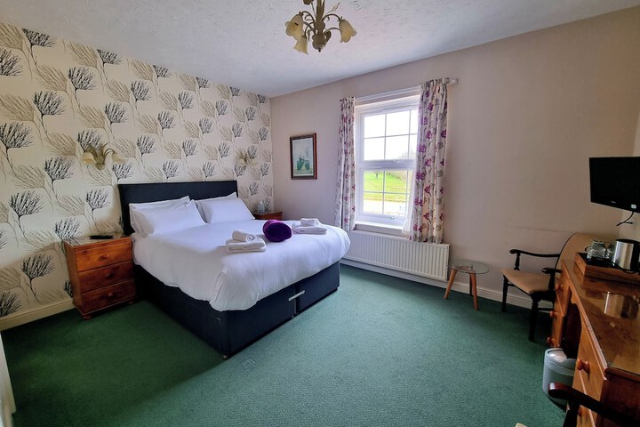 Room 2 of 58