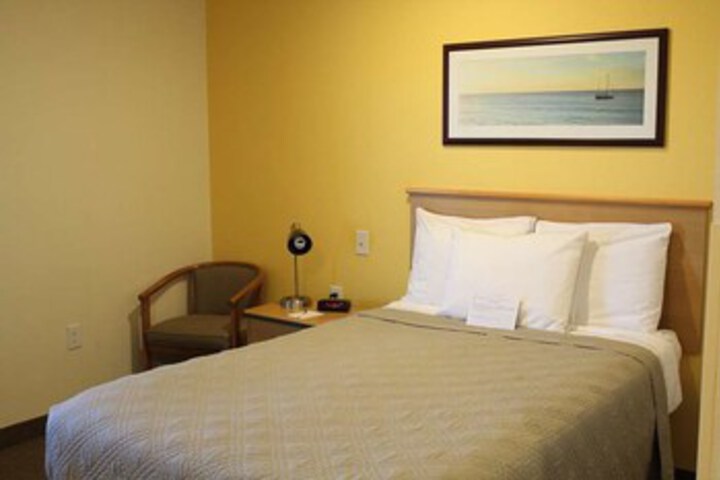 Room 85 of 102