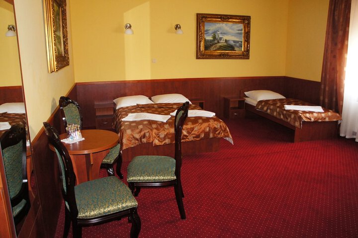 Room 5 of 43