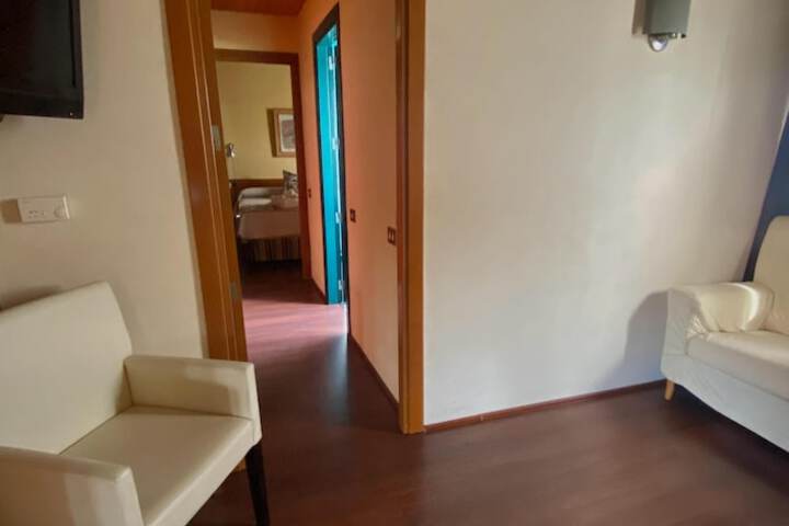 Room 14 of 61