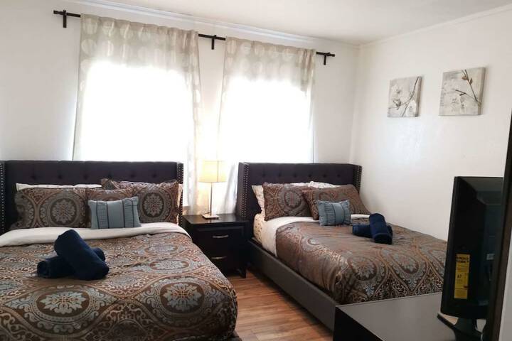 Room 3 of 38