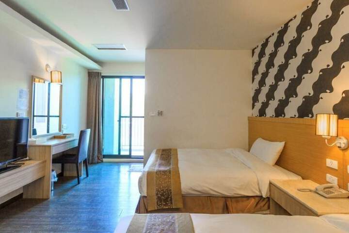 Room 35 of 74