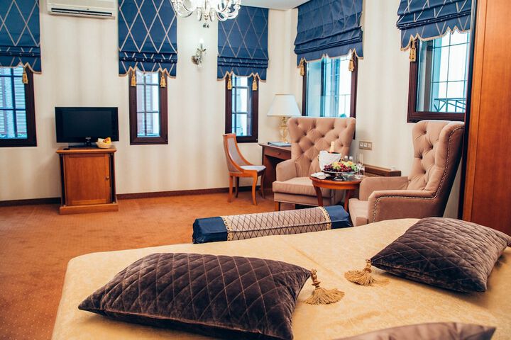 Room 3 of 57