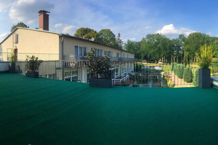 Terrace/Patio 33 of 49