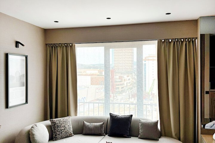 Room 51 of 104