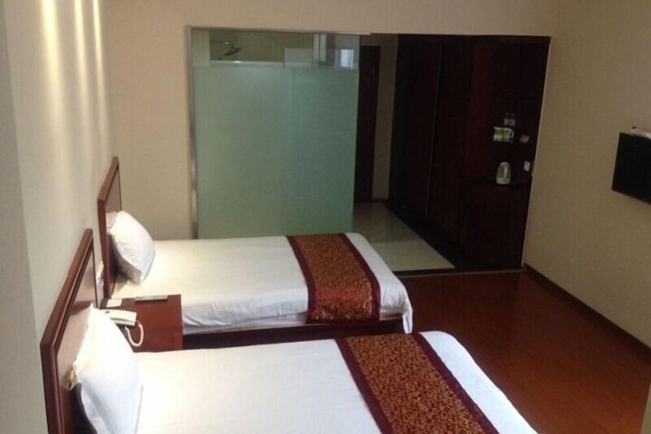 Room 20 of 40
