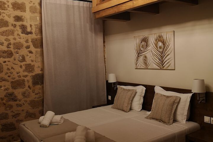 Room 18 of 68