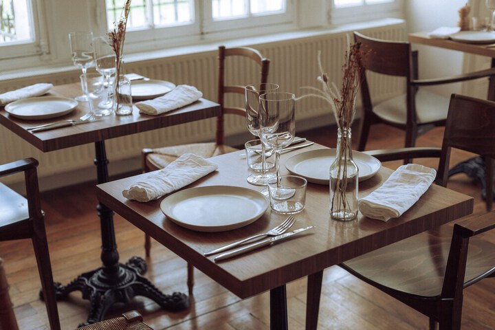 Dining 138 of 224
