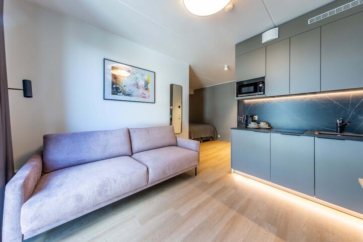 Room 9 of 39