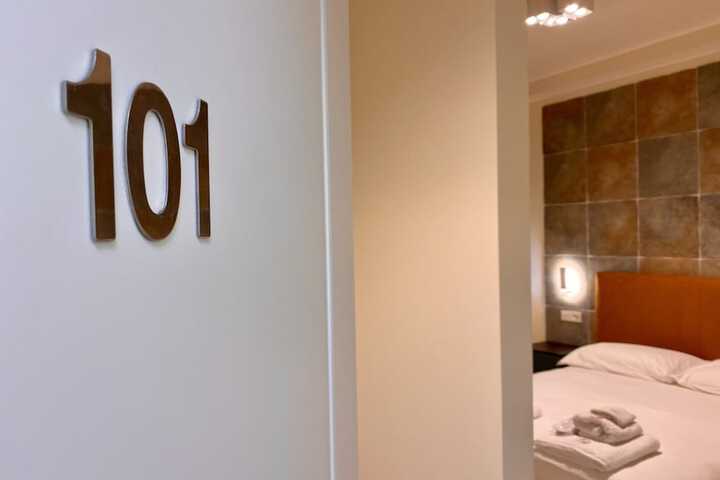 Room 7 of 21