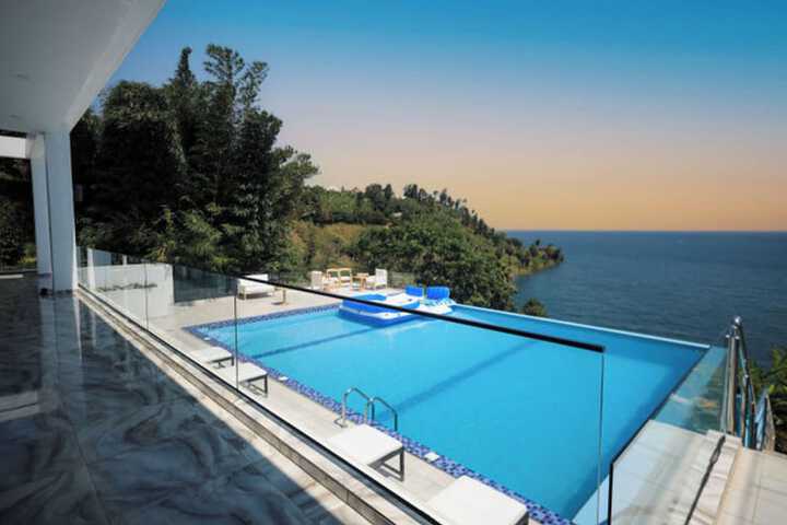 Pool 32 of 74