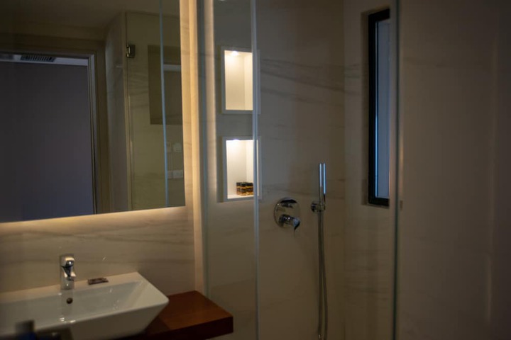 Room 154 of 253