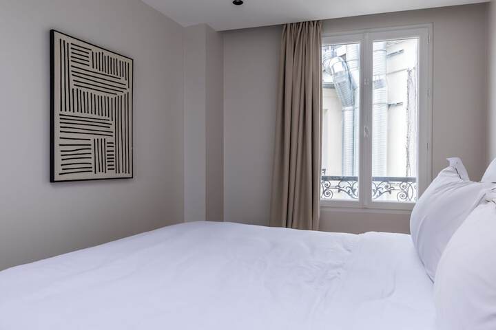 Room 47 of 158