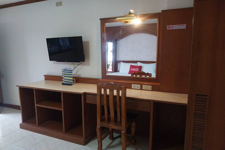 Room 42 of 89