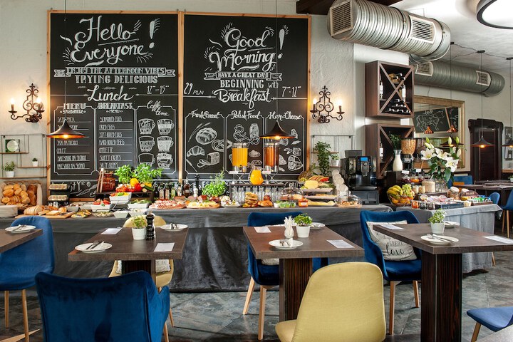 Breakfast area