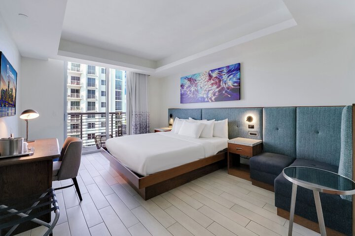 Room 14 of 44