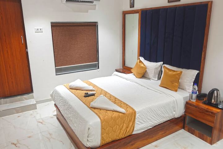 Room 10 of 23