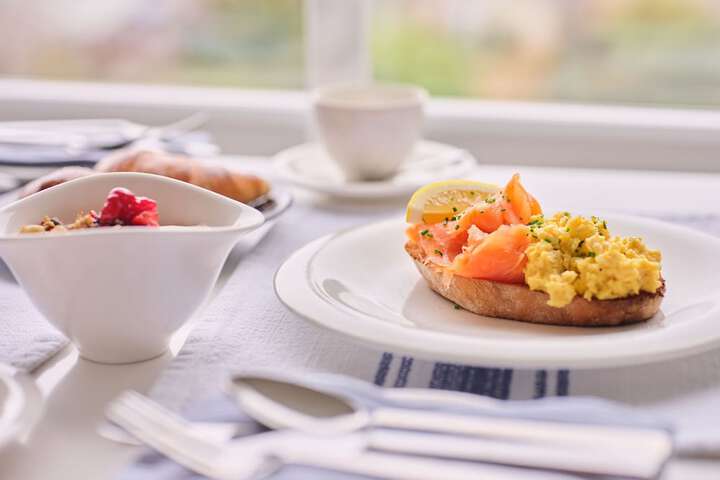 Breakfast/Coffee Service 52 of 68