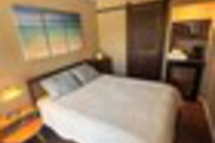 Room 122 of 252