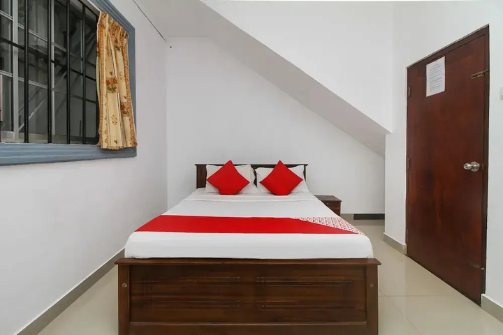 Room 5 of 22