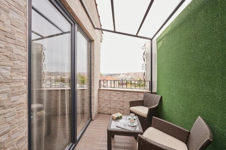 Terrace/Patio 31 of 55
