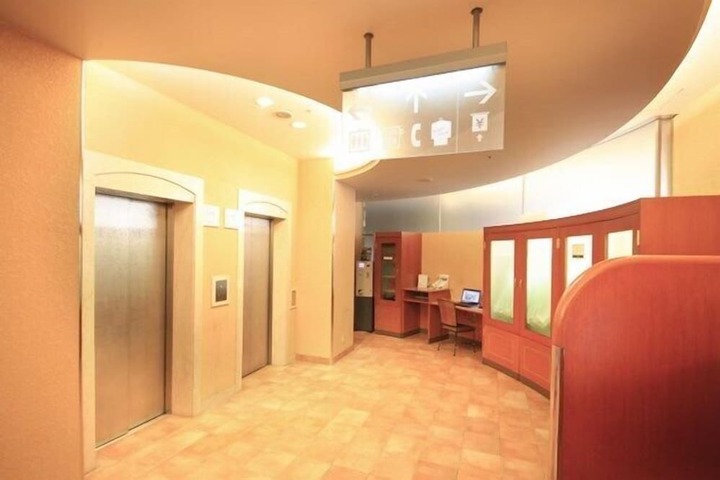 Hotel Interior 4 of 23