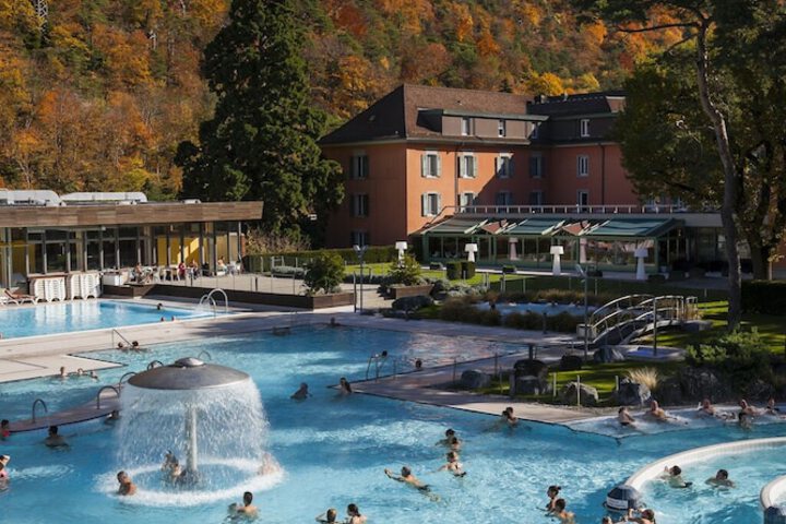 Hotel Pool