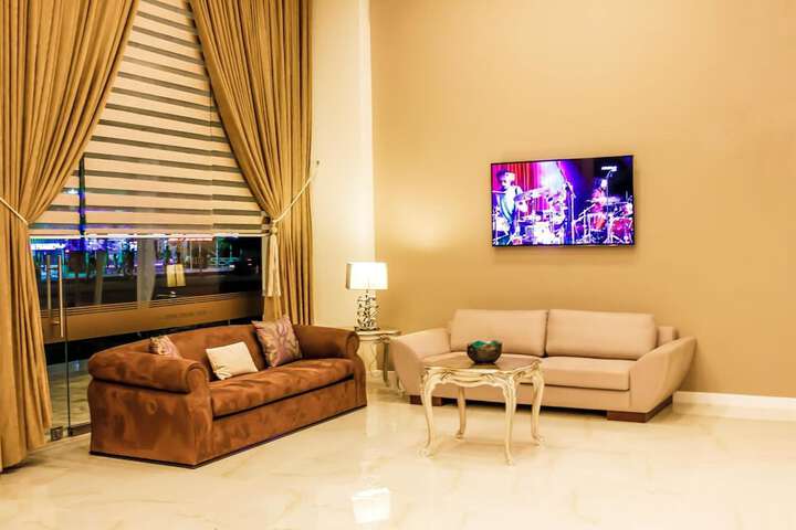 Room 15 of 45