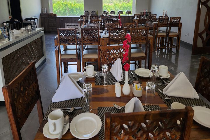 Dining 126 of 190