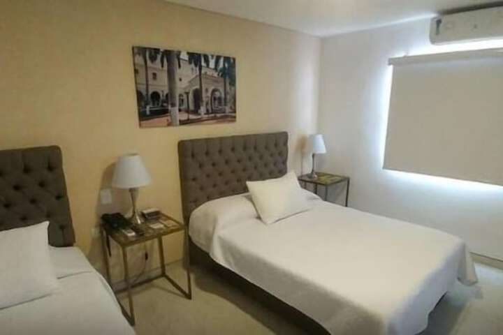 Room 12 of 19