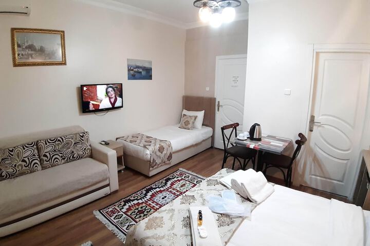 Room 40 of 123