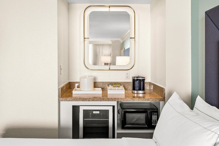 Minibar