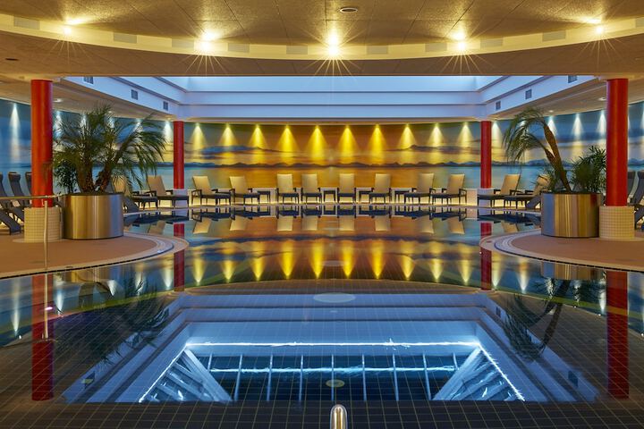 Pool 54 of 91