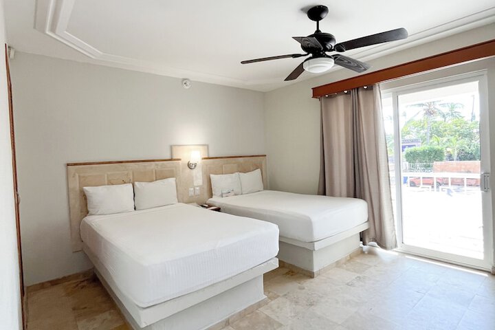 Room 8 of 31