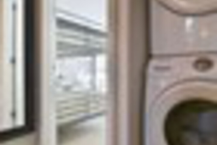 Laundry 14 of 27