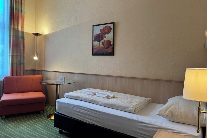Room 21 of 64