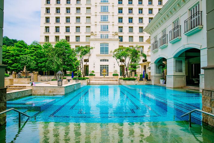 Hotel 63 of 72