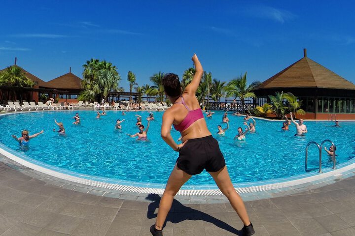 Hotel Pool
