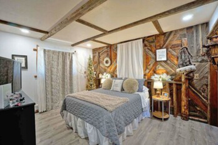 Room 46 of 60