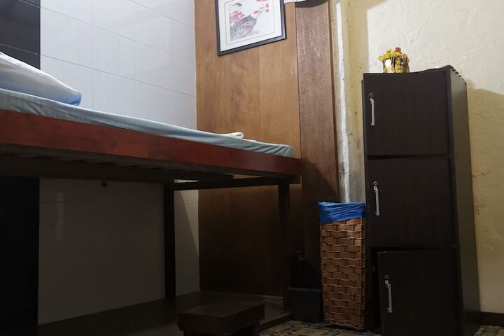 Room 20 of 94