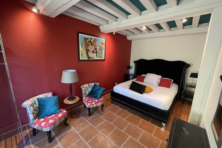 Room 19 of 47