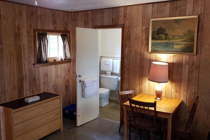 Room 72 of 215