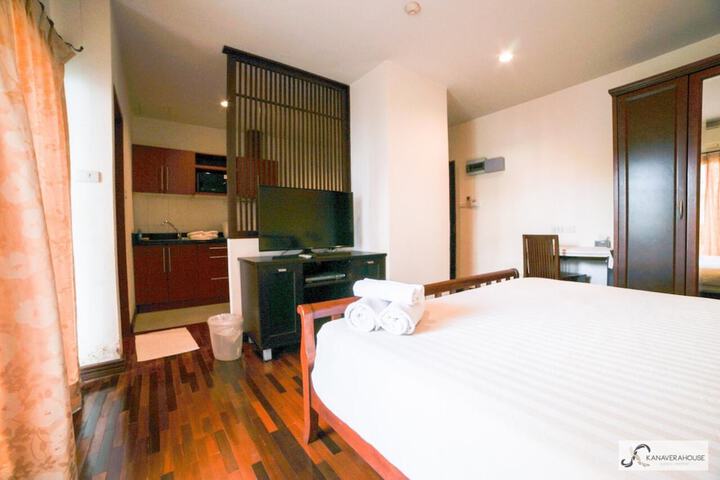 Room 19 of 40