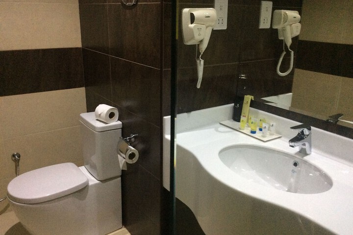 Room 54 of 121