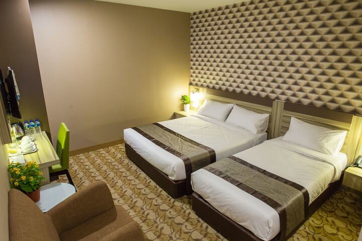 Room 26 of 36